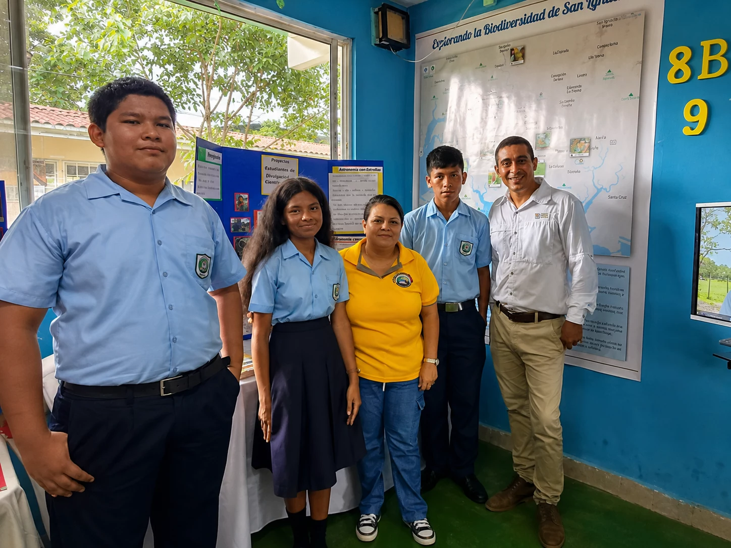 Estudiantes de una escuela rural en una feria de ciencia